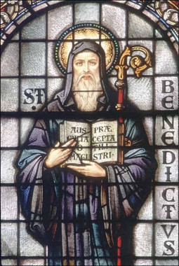 st_benedict_sacred_suncatcher_stained_glass__40321.1383181908.380.380.jpg (255×380)