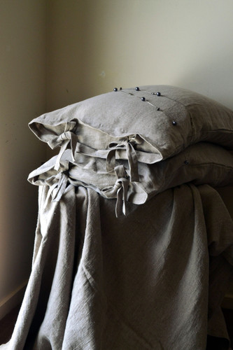 Natural stonewashed linen pillow case with ties