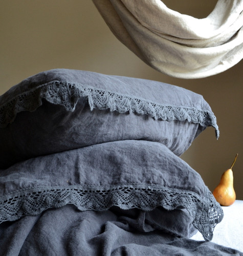 Peppercorn grey laced linen pillow case
