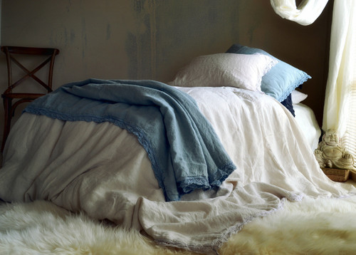 Cream laced linen pillow case
