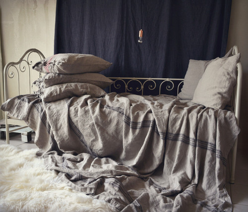 Vintage Grainsack Heavy Linen Coverlet⎮Bed cover, Black stripe