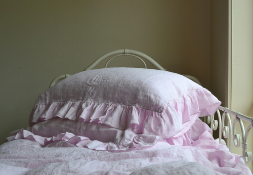 Dusty Pink linen pillow case with ruffle