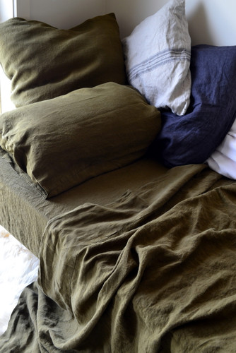 Olive green stonewashed linen fitted sheet