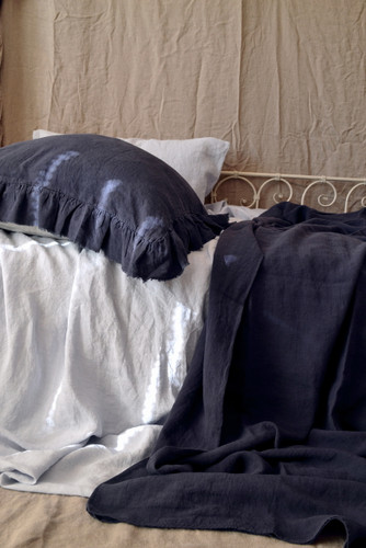 Frayed ruffle linen pillow case in Midnight blue