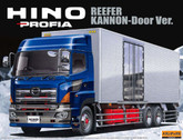 Aoshima 00410 Hino Profia Reefer Kannon-Door Version Truck 1/32 scale kit