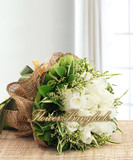 12 White Roses