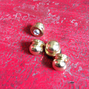 Solid Brass Screw-in
Bag Feet