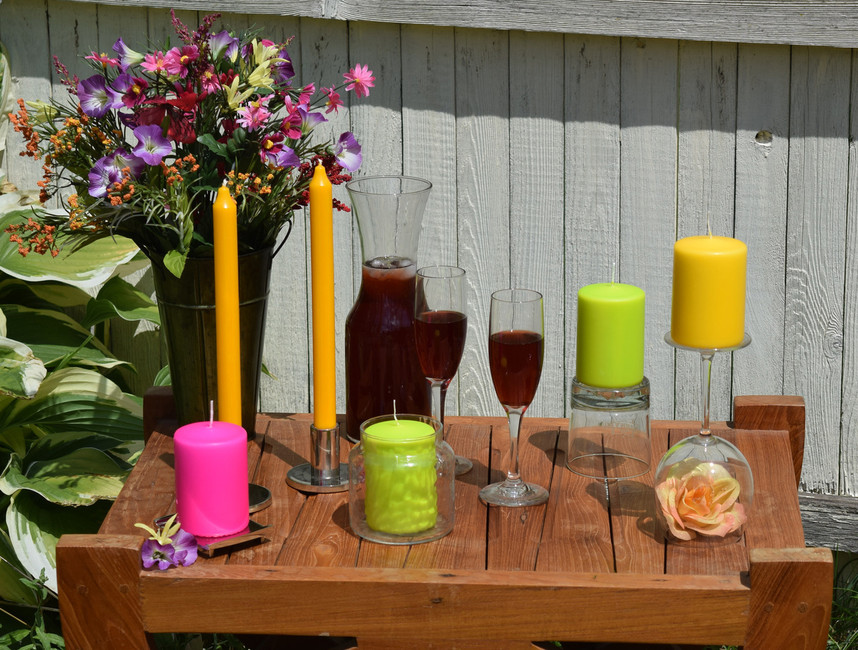 3 Outdoors decorative items with candles for this summer