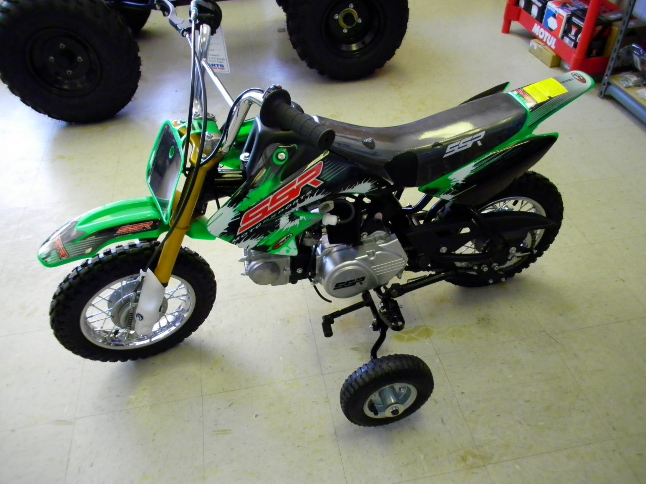 kids dirt bike with training wheels