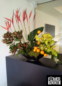 our arrangements can vary due to seasonal availability, these photos are here to give you a glimpse of what we can do for you