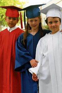 kinderredwhitblue2.png kinderredwhitblue2.png