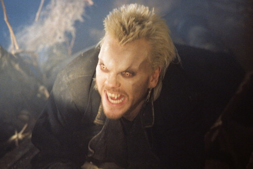 Picture of Kiefer Sutherland in The Lost Boys