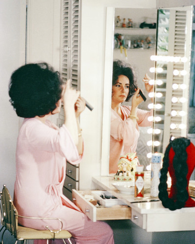 Picture of Elizabeth Taylor