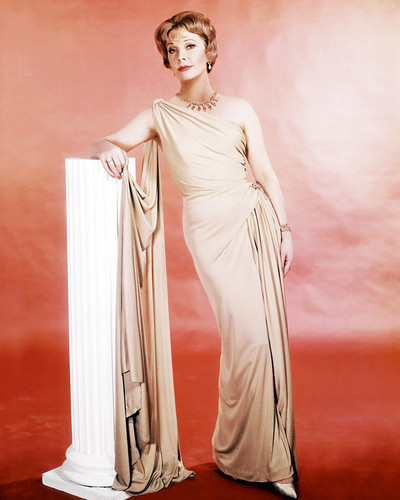 Picture of Vivien Leigh in The Roman Spring of Mrs. Stone