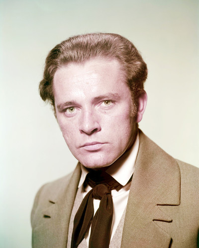 Picture of Richard Burton in My Cousin Rachel