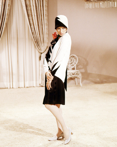Picture of Julie Andrews in Thoroughly Modern Millie