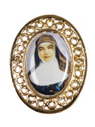 Gilt Pin/Brooch 25mm: Mary MacKillop