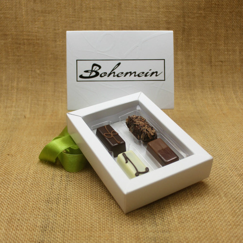 Bohemein Gift Box with 4 Non Alcohol Flavoured Chocolates including: Vanilla Cream in Dark Chocolate, Seventy Truffle, Lemon and Thyme Ganache, Chocolate Caramel