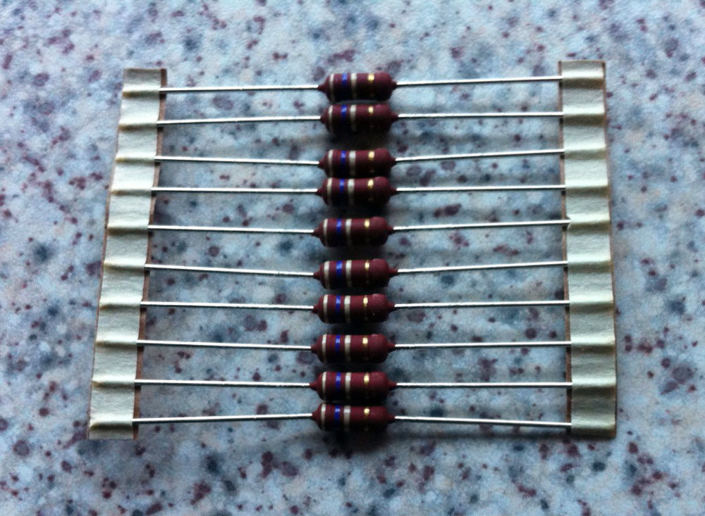 Static bleed resistor for kite antenna SOTABEAMS