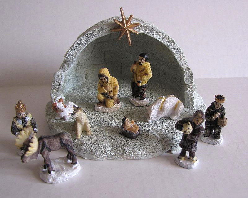 Alaska Nativity Set 12 Pieces, resin nativity, eskimo nativity, alaska