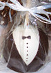 Groom Apple