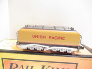 MTH TRAINS 30-1130- UNION PACIFIC AUXILLARY TRAIN TENDER BXD - 0/027- SH