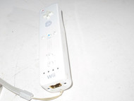 NINTENDO Wii CONTROLLER- WORKS FINE - NO BACK COVER- W61