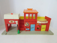 VTG 1973 FISHER PRICE PLAY FAMILY VILLAGE FIRE HOUSE POST OFFICE THEATER