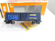 LIONEL LIMITED PROD.- 19989 - YEAR 2000 TOY FAIR BOX CAR- 0/027- NEW- A1B