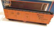 HO TRAINS VINTAGE PMI PACIFIC FRUIT EXPRESS REEFER CAR- RTR- NEW- S36A