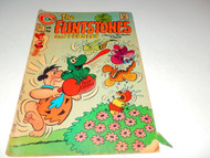 VINTAGE COMIC- CHARLTON COMICS- THE FLINTSTONES & PEBBLES- SEPT 1974- FAIR- L96