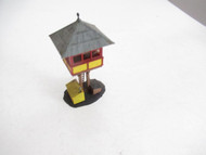 HO BUILT UP - YARD LOOK-OUT TOWER BUILDING GLUED - GOOD- W12