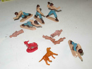 FOOTBALL PLAYERS- ASSORTED - 1 1/2" - 2" TALL - GOOD. - H-20