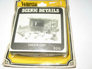HO TRAINS- VINTAGE WOODEN SCENICS D215 CHICKEN COUP WHITE METAL KIT-NEW-- S32