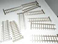 0/027 ACCESSORY- 2" TALL FENCES- 10 SECTIONS - FAIR -H17