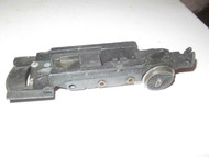 LIONEL PART POST-WAR BERKSHIRE CHASSIS W/ONE SET OF WHEELS & MAGNETRACTION- S8