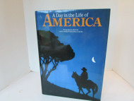 A DAY IN THE LIFE OF AMERICA PHOTO JOURNALISTS AWARD PICS HC BOOK DJ 1986 LotD