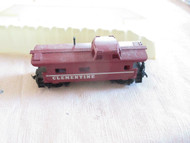 HO TRAINS- VINTAGE TYCO CLEMENTINE CABOOSE - LATCH COUPLERS- EXC- NO BOX- S31II