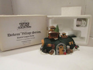 DEPT 56 55506 DAVID COPPERFIELD PEGGOTTY'S SEASIDE COTTAGE GREEN W/CORD D8