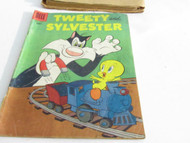 VINTAGE COMIC DELL 1956 TWEETY & SYLVESTER FAIR CONDITION - TORN BINDING- M47