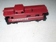 HO - TYCO - CLEMENTINE CABOOSE- LATCH COUPLERS- EXC- SR39
