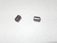 LIONEL PART - 481-011 - PAIR OF ROLLERS - NEW - W46P