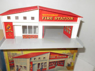 DIECAST LESNEY/MATCHBOX FIRE STATION GIFT SET G-5 W/CARS - BOXED - S6