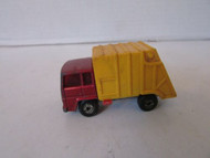 MATCHBOX DIECAST #36 REFUSE TRUCK YELLOW RED LESNEY ENGLAND 1979 AS IS H2