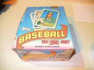 BASEBALL CARDS -TOPPS - 1989 SET- INCOMPLETE- BOX A- - POT-LUCK-- S1