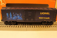 NEW LIONEL 29937-2006 TOY FAIR BOXCAR S16 