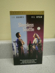 VHS MOVIE- SLEEPLESS IN SEATTLE- TOM HANKS- USED- L44