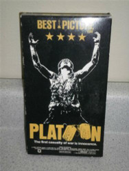 VHS MOVIE- PLATOON- CHARLIE SHEEN- GOOD CONDITION- L81