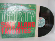 THIRTY SING ALONG FAVORITES HARRY SIMEONE CHORALE VOL 2 3052 RECORD ALBUM L114G