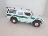 HESS 2004 SUV TRUCK WITH TWO MOTORCYCLES WORKS SEE DESCRIPTION NO BOX S4